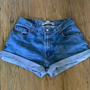Levi’s Vintage High Wasted Hercules-Hem shorts